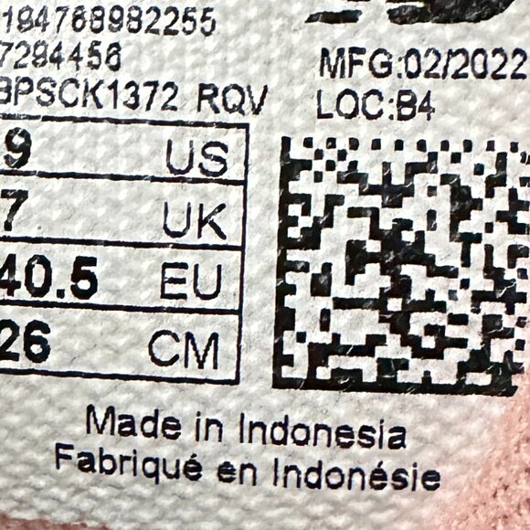 New Balance Grey/Pink Running Sneaker - Worn Once - Women's Size 9 - Picture 6 of 9